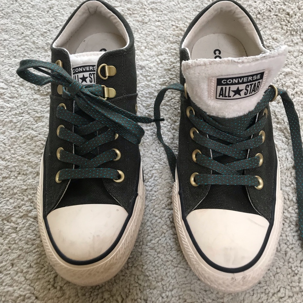 Converse Sneaker with sheepskin detail